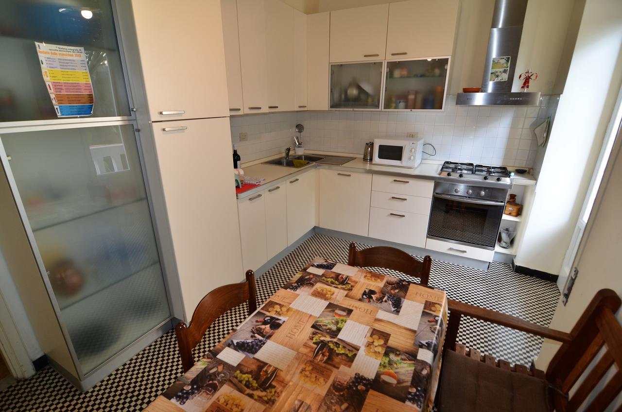 Sea Apartment In The Center Of Levanto - 5 Terre Exteriör bild